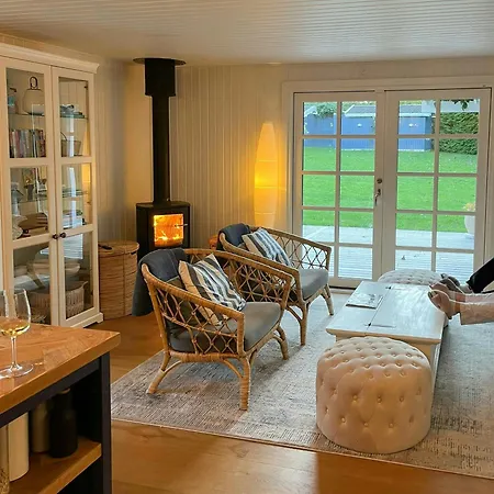 Cozy Summer House Near Tisvilde And Nature Holiday home Vejby