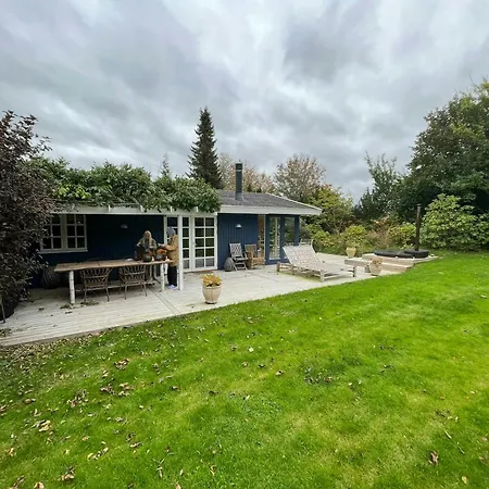 Cozy Summer House Near Tisvilde And Nature Holiday home Vejby